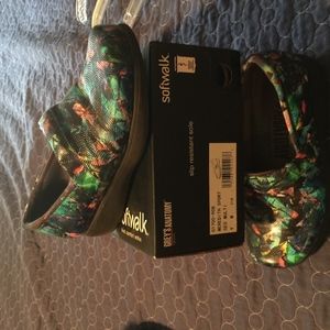 SoftWalk Grey's Anatomy Work Shoe